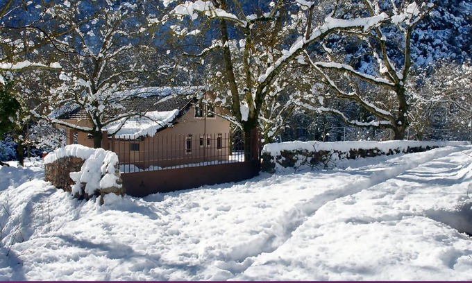 Kertezi Ski Chalet | Chalet Coquelicot (Co-cli-co) relax in nature
