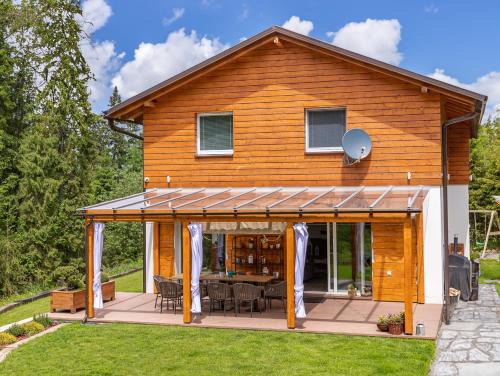 Namestovo House | Chalet Ester - Luxury Provençal House in Orava