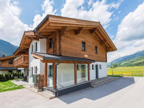 Lengdorf House | Chalet in Niedernsill near Ski Slopes