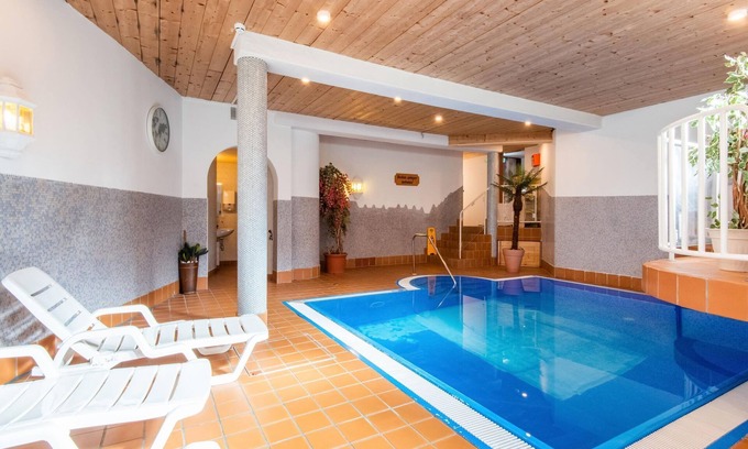 Wildschoenau Apartment | Chalet in Oberau near Ski Slopes