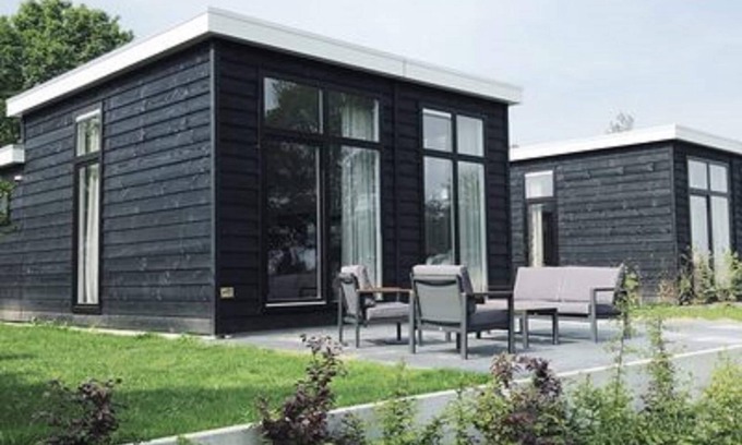 Zuna Cottage | Chalet in Zuna by Tennis Court