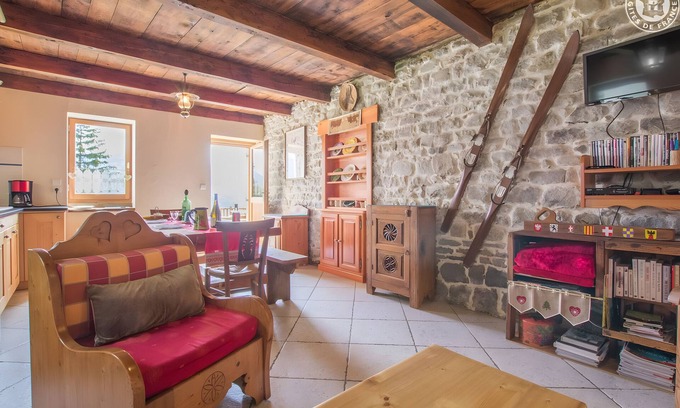 Montricher-Albanne Apartment | Chalet 'Le Lagopede' with Mountain View and Wi-Fi
