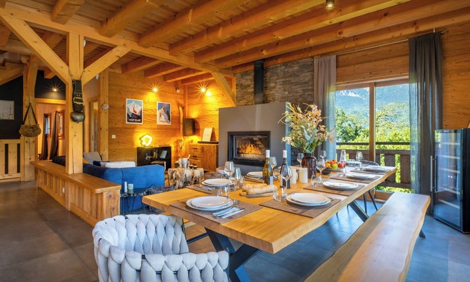 Domancy Ski Chalet | Chalet Les Vosnes - Mont Blanc holiday for 14, spa & views - OVO Network