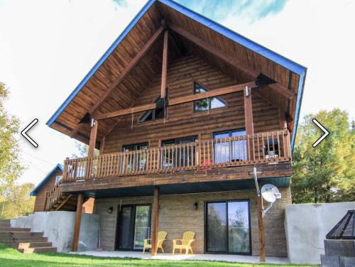 Saint-David-de-Falardeau Ski Chalet | Chalet Parlabas