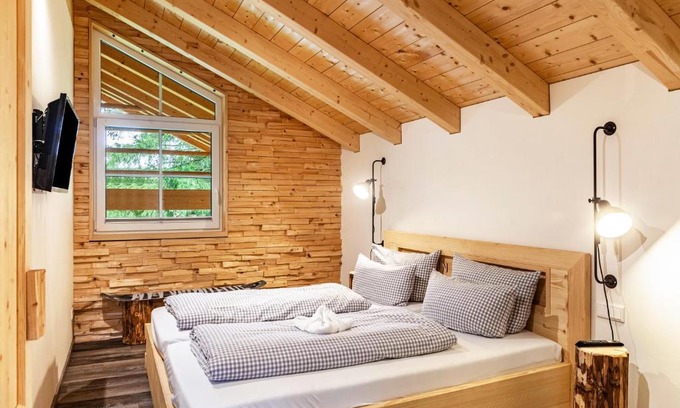 Farchant Ski Chalet | Chalet Rauschn 1