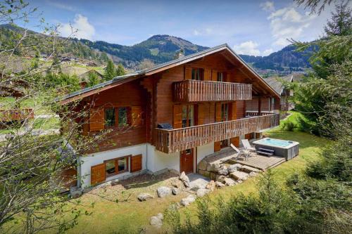 La Chapelle-d'Abondance Ski Chalet | Chalet Rochamour - OVO Network