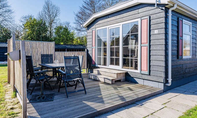 Giethoorn House | Chalet 't Wiede is a beautiful chalet for up to six guests.