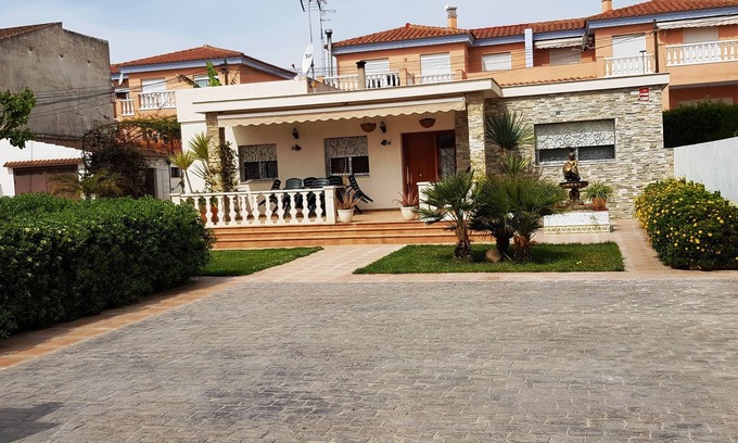 Vinaros House | CHALET WITH PRIVATE POOL