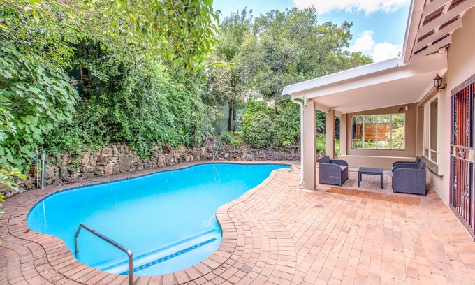 Greater Johannesburg Metropolitan Area House | Chalets on 7th