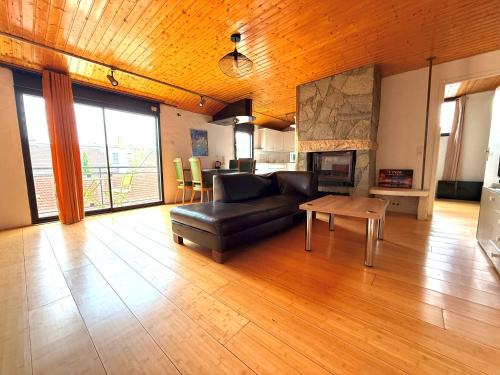 Besancon Apartment | Chaleureux appartement centre ville proche gare.