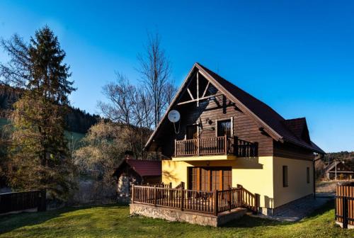 Spisske Hanusovce House | Chalupa Josta - 4 spálne - 3 kúpeľne - krytý altánok - skibus zastávka - wifi
