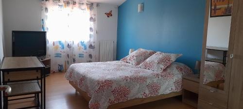 Cazouls-les-Beziers Bed & Breakfast | chambre chez corinne et bernard