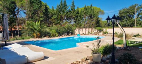Vidauban House | Chambre face aux vignes