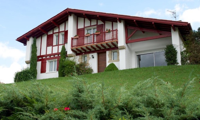 Saint-Jean-Pied-de-Port Bed & Breakfast | Chambres d'Hôtes Garicoitz