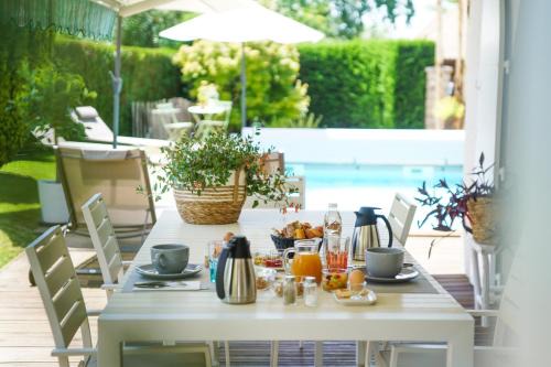 Andernos-les-Bains Bed & Breakfast | Chambres d'hôtes Villa Surcouf