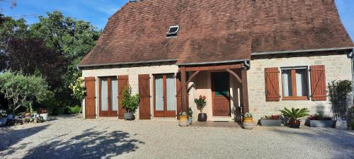 Cales Bed & Breakfast | Chambres d'hôtes Chez Dumitra
