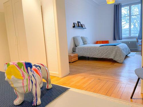 Mulhouse House | Chambres privées -Private room- dans un spacieux appartement - 100m2 centre proche gare