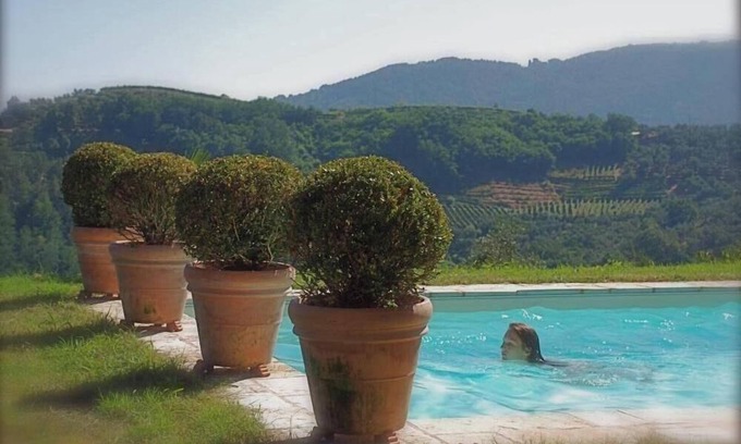 Nozanno House | chaming little house with pool facing the most beautiful tuscan scenary