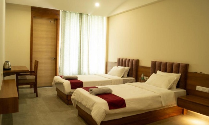 Golaghat Hotel | Chang's Garden & Resort