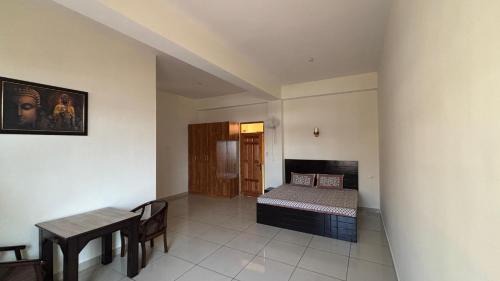 Rohru House | Chanshal midway
