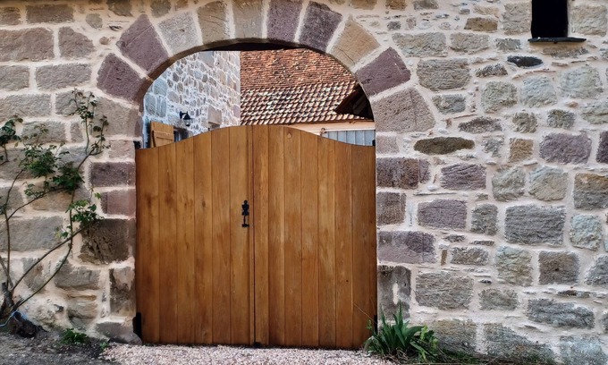 Puy-d'Arnac House | CHARACTER GITE FOR 10 PEOPLE