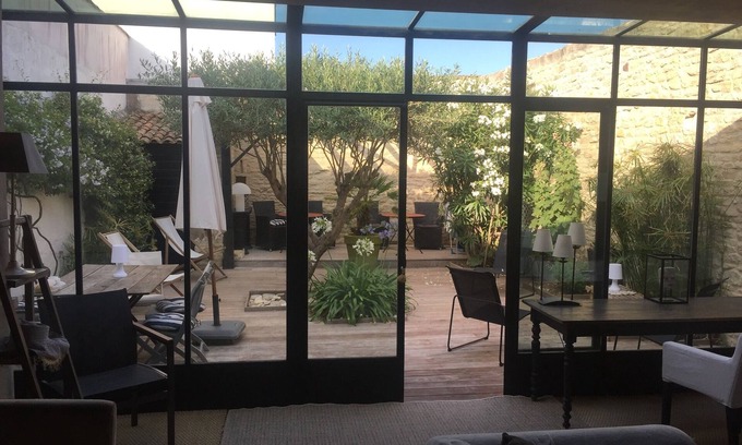 Ars-en-Re House | Character house in the village of Ars with 4 bedrooms and 3 bathrooms