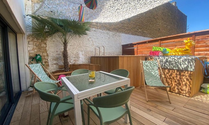Tonnay-Charente House | Charentaise 6-8 personnes avec piscine