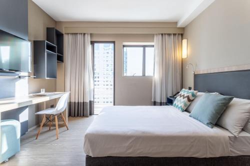 Alphaville Industrial Apartment | Charlie Alphaville