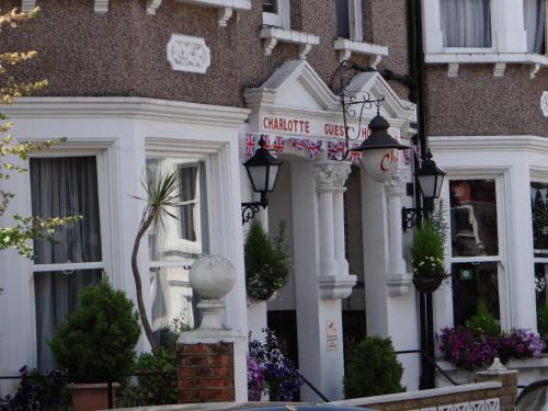 West Hampstead House | Charlotte Guest House