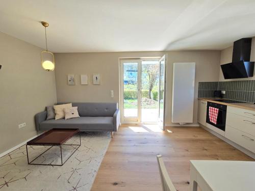 Loerrach Apartment | Charmante 3-Schlafzimmer Wohnung mit Garten