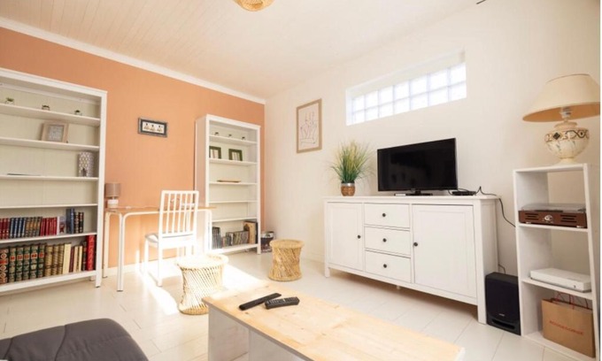 Mauguio Apartment | Charmante Maison de village Clim et Wifi