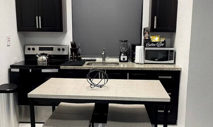 West Gate Hills Apartment | Charming 1-bedroom apartment in Montego Bay near beaches andrestaurants