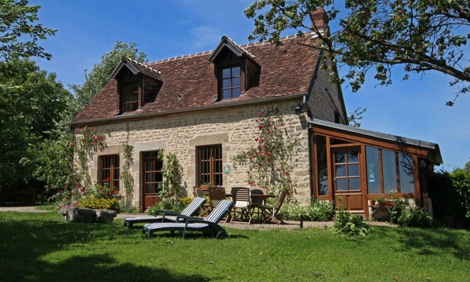 Chailloue Cottage | Charming 18th Century Cottage with Stunning Views and Modern Amenities in the French Countryside