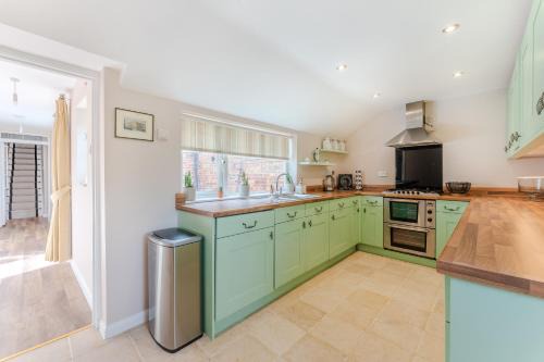 Northampton House | Charming 2 Bed Property