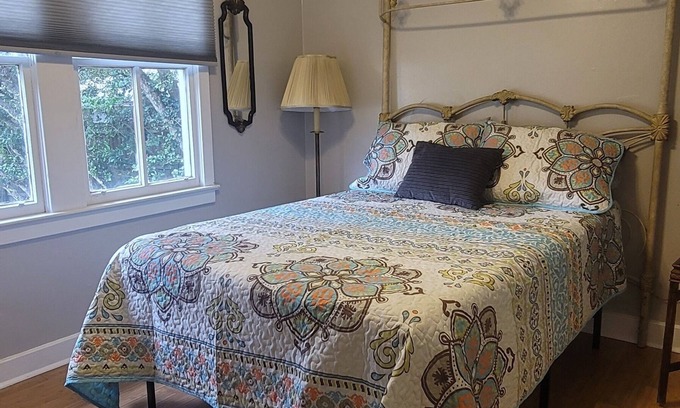 Grand Bay Apartment | Charming 2-bedroom apartment near Dauphin Island beaches, fishing and boating.