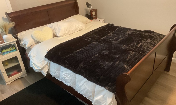 La Vergne House | Charming 2-bedroom but 4 beds house in welcoming La Vergne with WiFi, AC