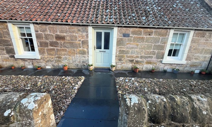 Kingsbarns Cottage | Charming 2-bedroom cottage in Kingsbarns
