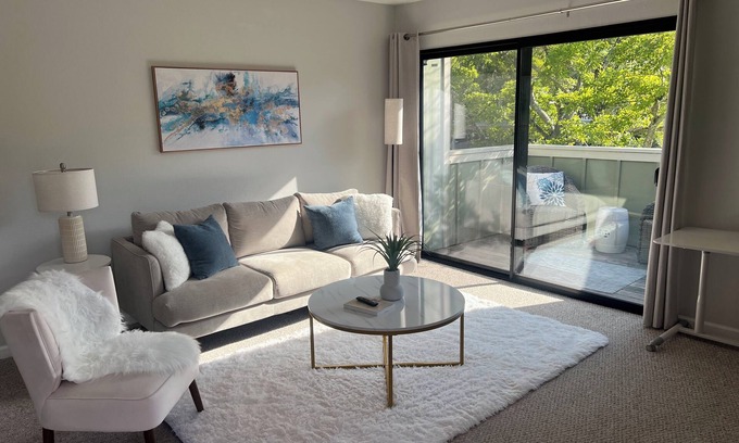 Fetters Hot Springs-Agua Caliente Condo | Charming 2-bedroom condo with AC, WiFi in amazing Sonoma