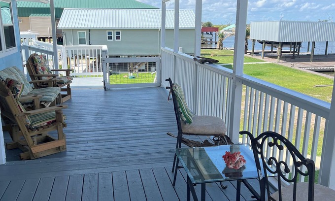 Chauvin Other | Charming 3-bedroom country house with WiFi, AC in Chauvin