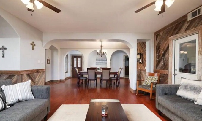 Bulverde House | Charming 3-bedroom house in adorable Bulverde with WiFi, AC