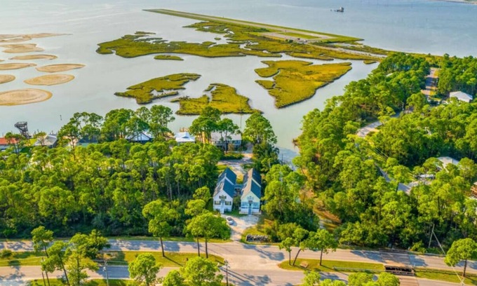 Dauphin Island Cottage | Charming 3BR/2B Coastal Cottage - Quiet Getaway on Dauphin Island