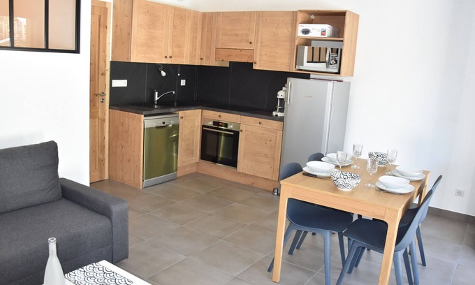 Pralognan-la-Vanoise Apartment | Charming Apartment with Large Terrace, Close to Ski Lift and Aquatic Center