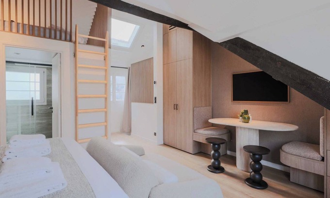 2nd Arrondissement Apartment | Charming and Intimate Apartment - 2br/3p - Louvre