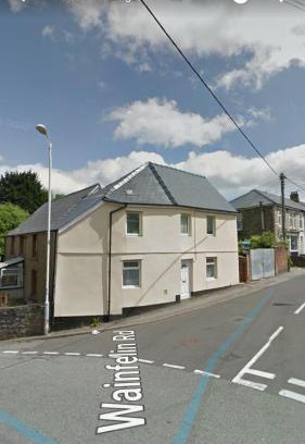 Cwm Frwd Oer House | Charming and unique little Welsh Cottage