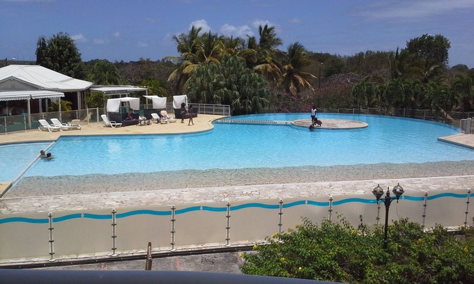 Saint-Francois Apartment | Charming apartment, quiet at the luxury residence "La plantation Saint-Marthe"