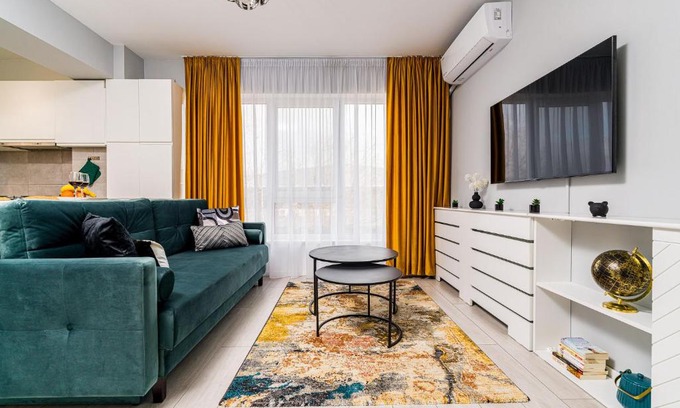 Otopeni Apartment | Charming Apartment - Swimming Center, Airport & Therme SPA