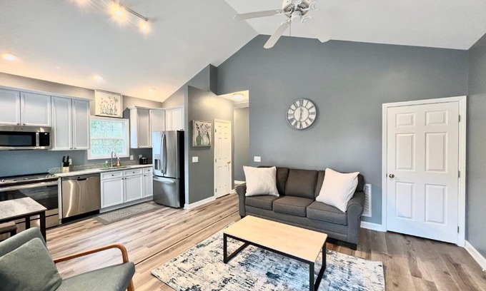 Wilmington Apartment | Charming, Beautiful, Treetop Loft, Prime Location