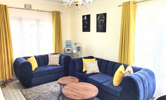 Biashara Bed & Breakfast | Charming bed & breakfast in welcoming Nakuru with WiFi, AC