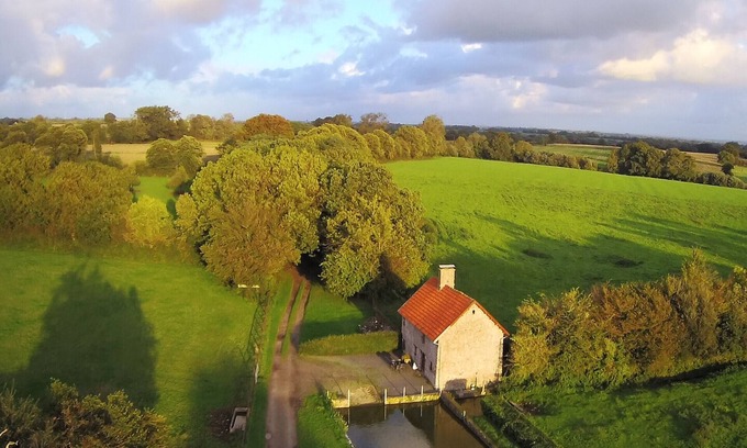 Tourville-sur-Sienne Cottage | Charming Cottage with Lakeside View, Fishing & Farm Activities