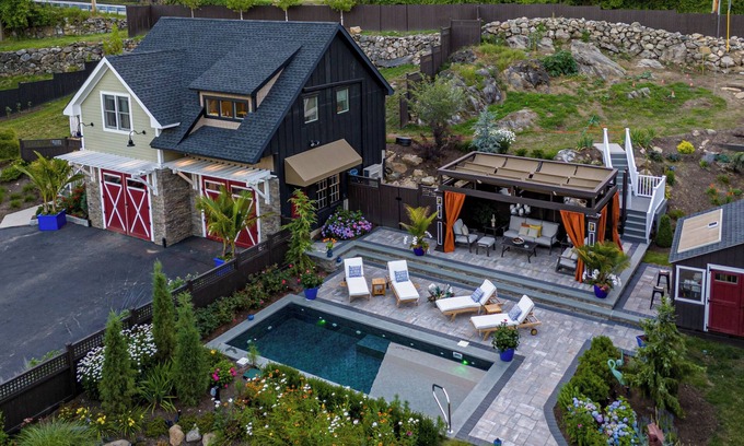 Tomkins Cove Cottage | Charming Cottage conveniently located in serene Tomkins Cove